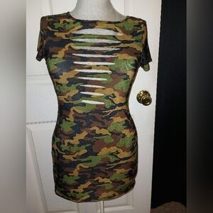 Blush Camo stretchy blouse